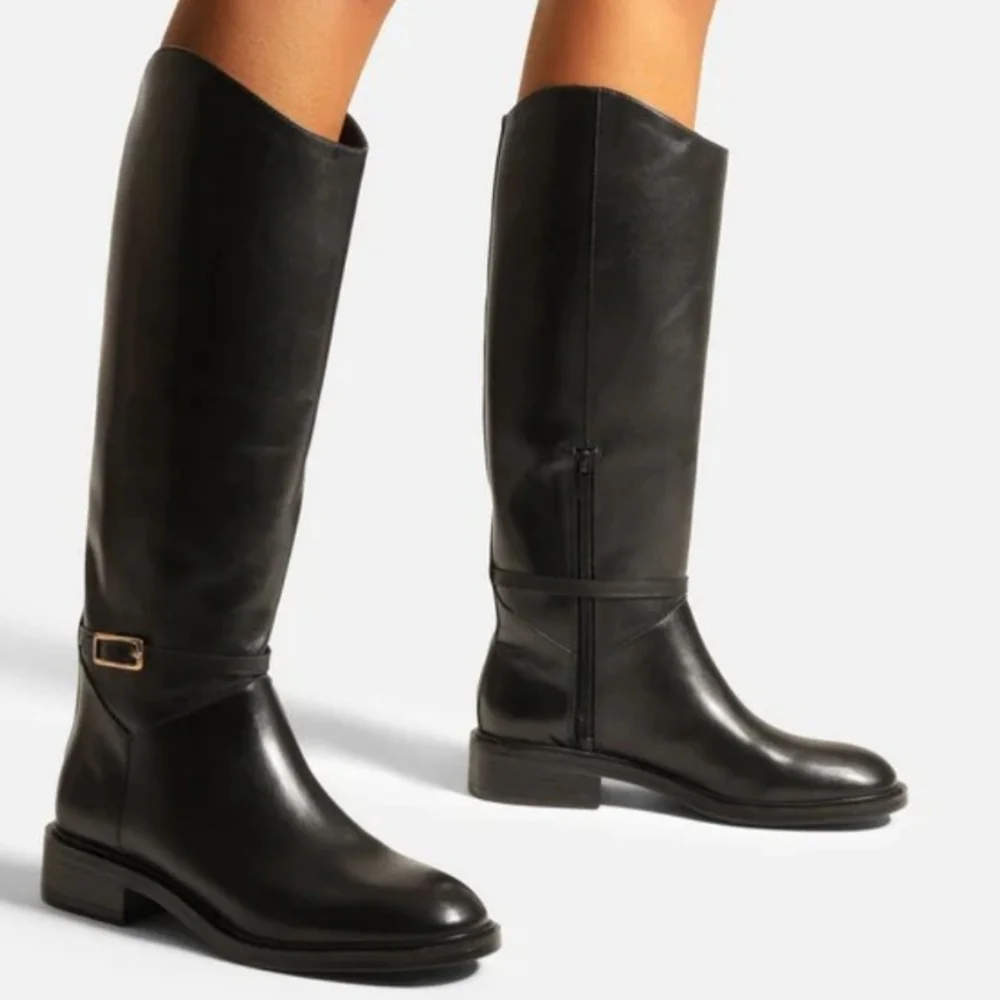 Arezzo material flat classic
